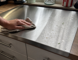 Rinse or dishwasher.